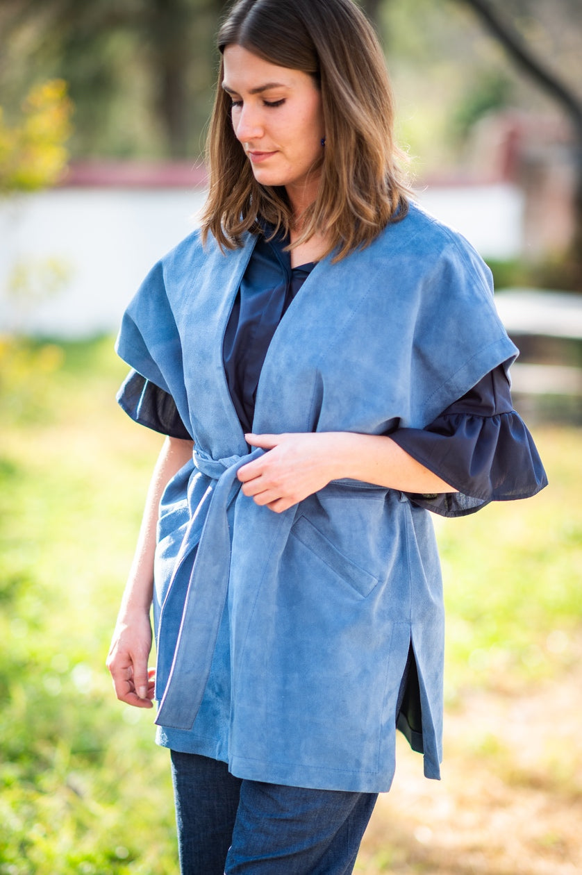 Cornflower suede; Vita