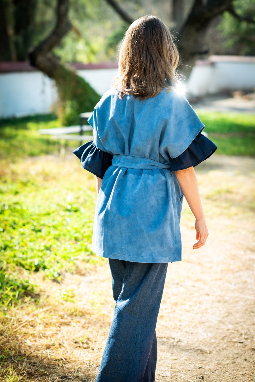 Cornflower suede; Vita